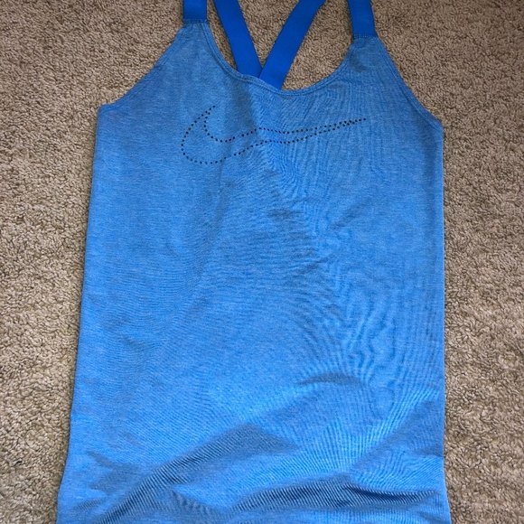 nike athletic tank top